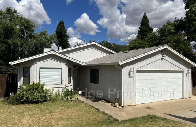 5640 Main Ave - 5640 Main Avenue, Orangevale, CA 95662
