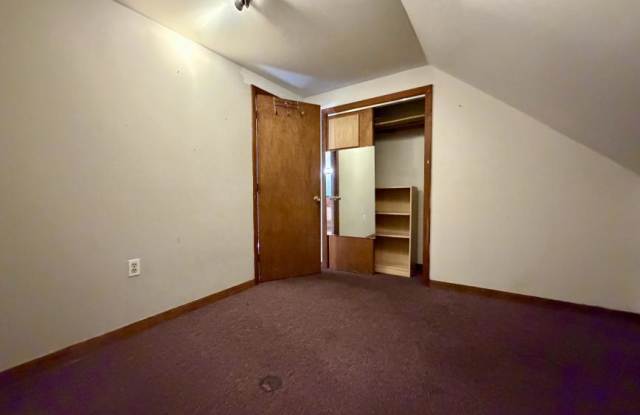 139 Lowell St. Gallery 4