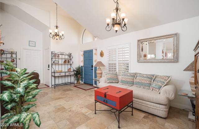 11063 E SAHUARO Drive Gallery 4