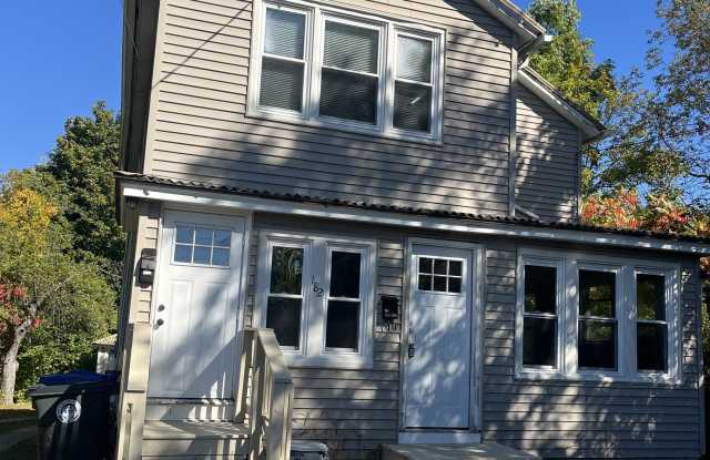 182 N Elm Street Gallery 1