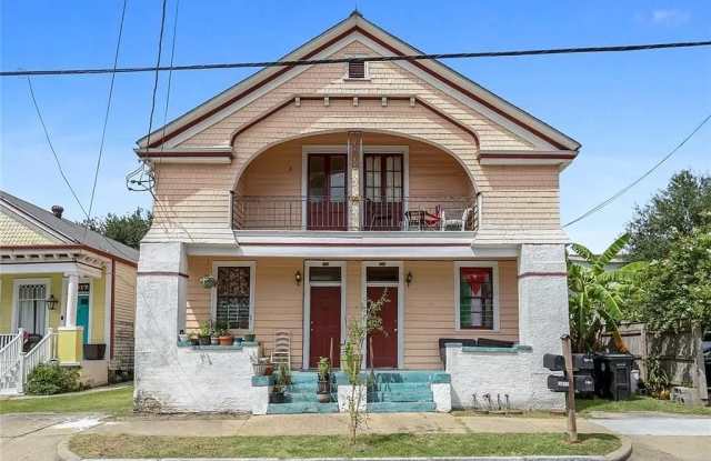3811 Cleveland Avenue - 3811 Cleveland Avenue, New Orleans, LA 70119