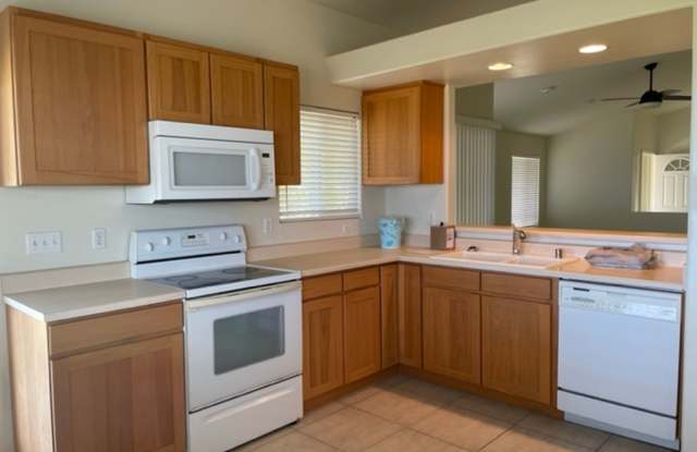 $4,000 / Beautiful 3 bedrm/2 bath home with views photos photos
