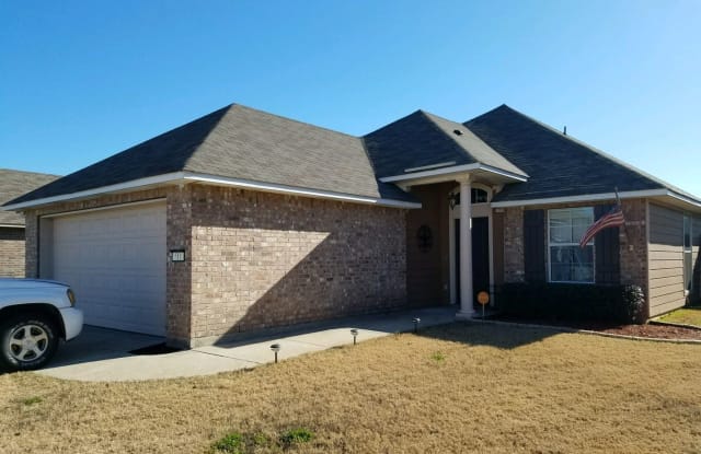 511 Linnhurst - 511 Linnhurst Dr, Bossier City, LA 71112