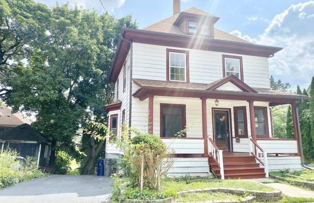 481 Division Street photos photos