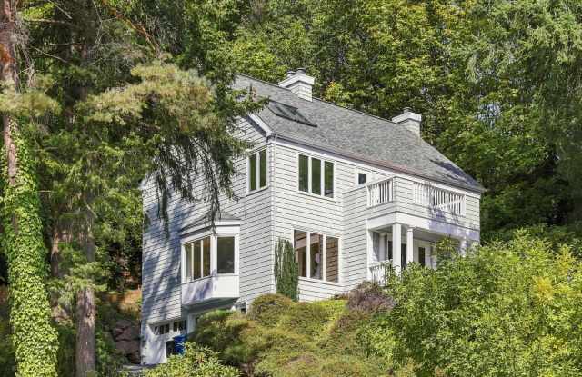 3Bd/2.5Ba Mercer Island Home Gallery 1