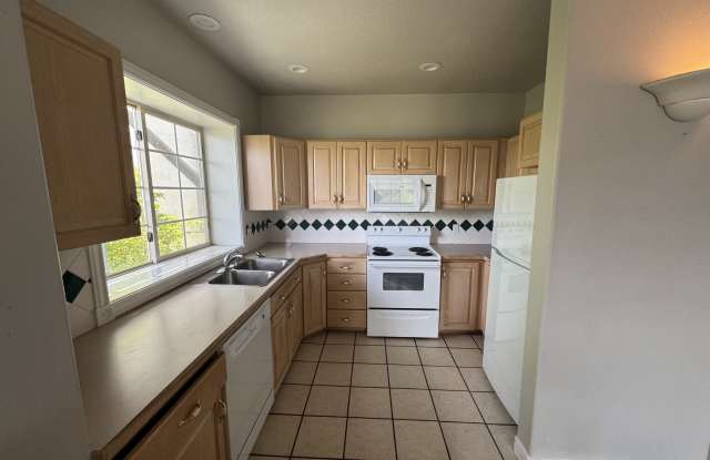 340 Rainbow Lane B - 1 Gallery 4