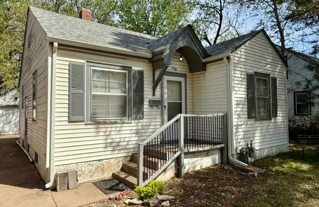 716 S Broadview - 2 Bedroom - 1 Bathroom photos photos