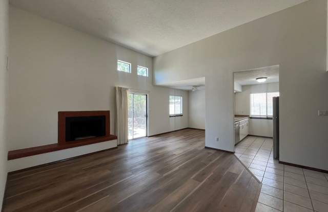 Cute 3 Bedroom 2 Bathroom Home In NW Albuquerque! Gallery 4