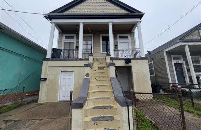 2833 GENERAL TAYLOR Street photos photos
