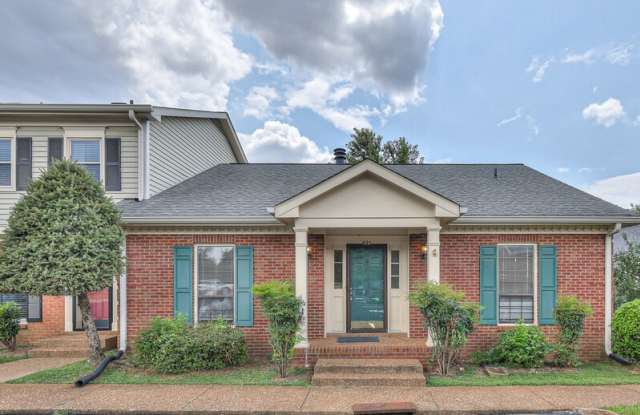 621 Brentwood Pointe - - photos photos