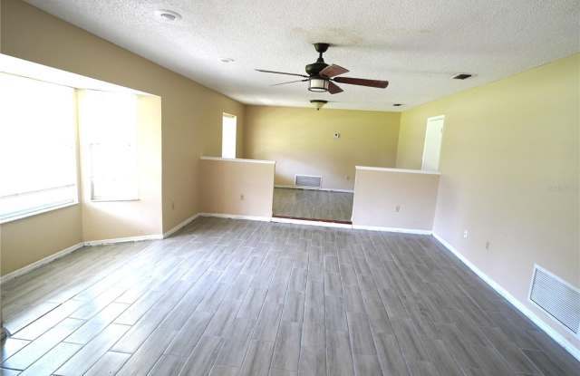 10639 MOORE ROAD Gallery 4