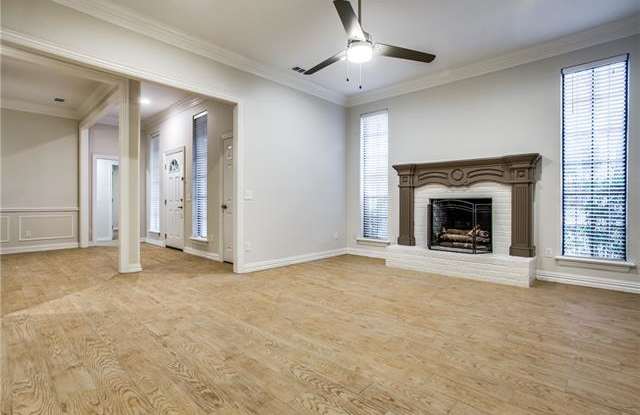 6932 Glacier Drive Gallery 3