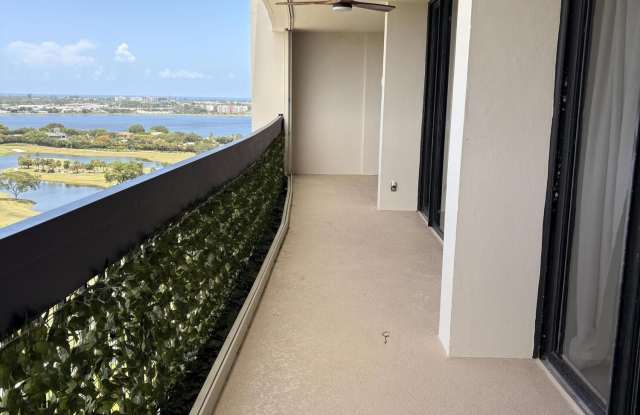 2400 Presidential Way Gallery 3