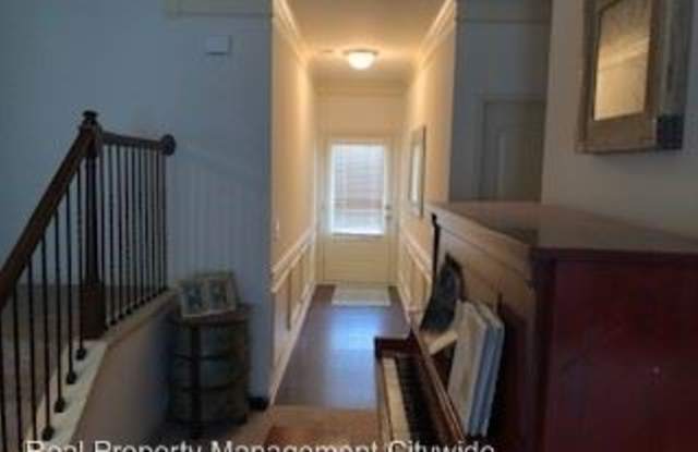497 Glen Terra Trace Gallery 3