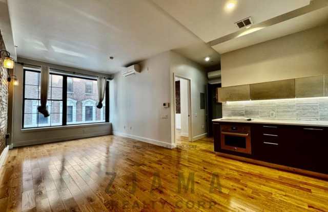 72 Willoughby St. photos photos