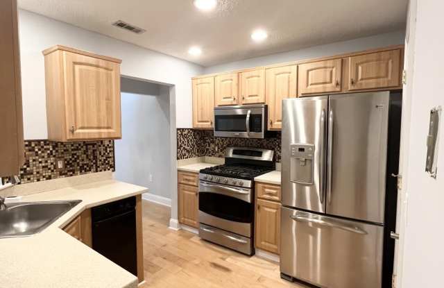 356 Sunshine Court photos photos