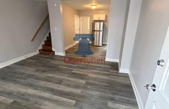 4957 N Franklin photos photos