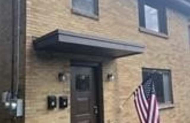 218 Bronx Ave photos photos