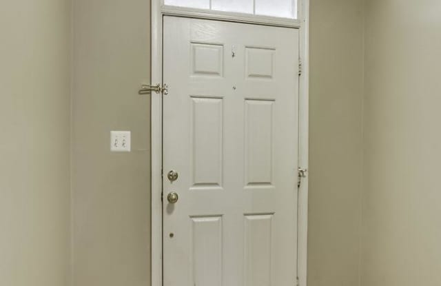 5134 DONOVAN DRIVE Gallery 4