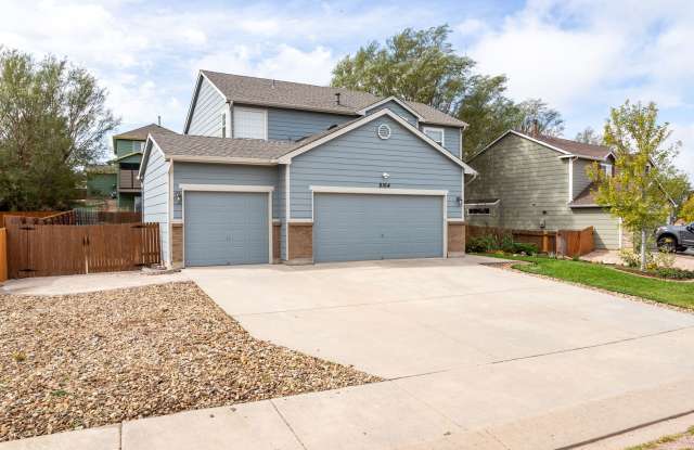 Spacious 4-Bedroom Home with Finished Basement!! Gallery 4