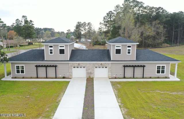 24 Crew Court photos photos