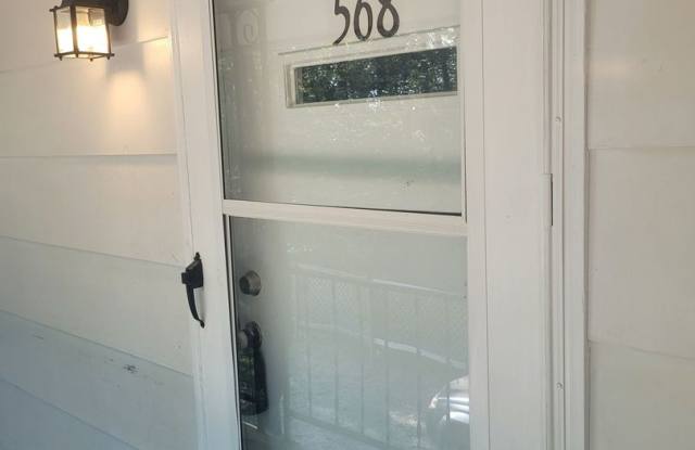 1 Bedroom 1 Bathroom Apartment near Hamilton Place! Gallery 3