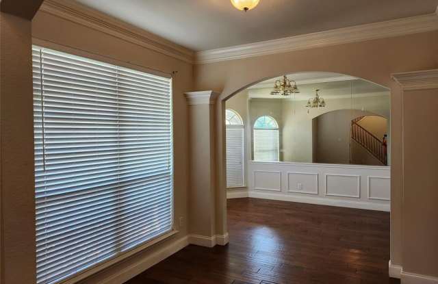 1329 Kingsley Court Gallery 2