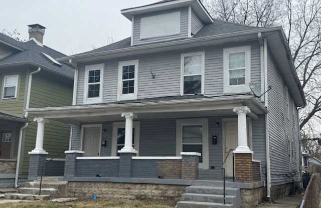 Completely Renovated 3BR/1BA Townhome located close to downtown Indy. - 625 North Tacoma Avenue, Indianapolis, IN 46201