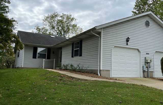 1835 Muny Vista - 1835 Muny Vista Court, Alton, IL 62002