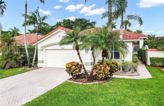 1061 Bel Aire Drive East photos photos