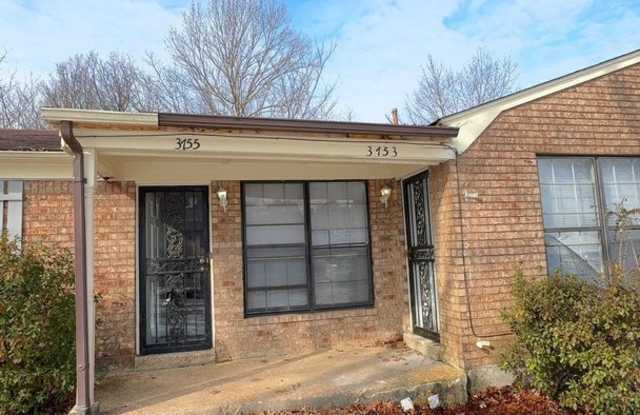 Well-Maintained 2BR/1.5BA Duplex Units with Central HVAC – Memphis - Open To Section 8 photos photos