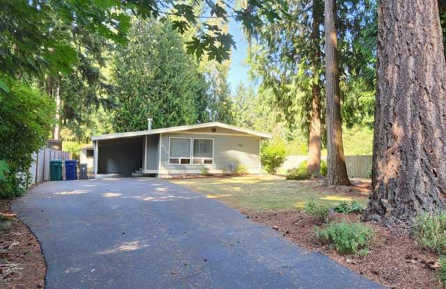 3 Bed 1 bath Bothell rambler home $3099/mo photos photos