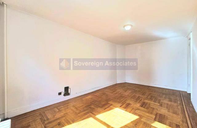 134 Haven Avenue Gallery 3