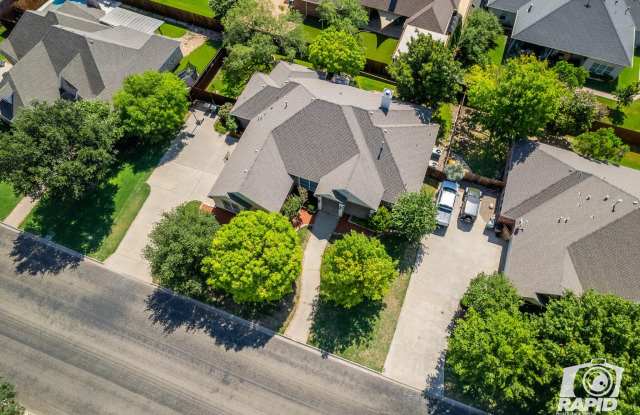 4810 N Bentwood Drive Gallery 3