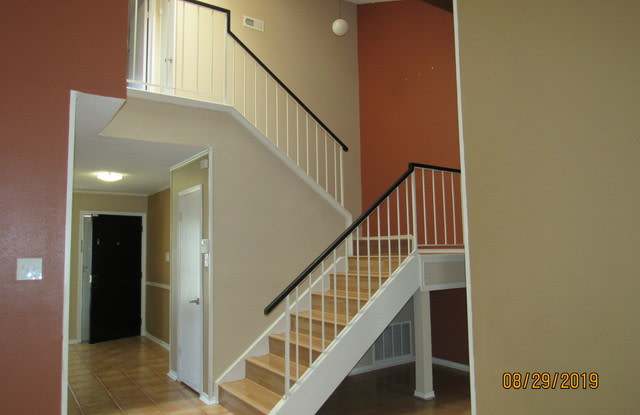 13423 Pebble Circle Gallery 3