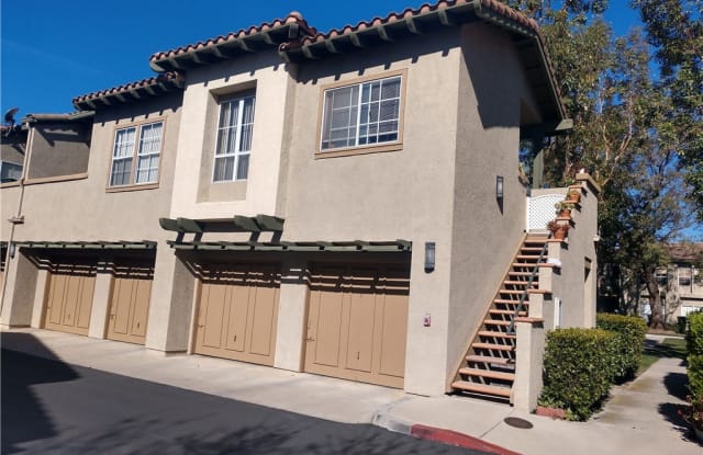 121 Via Contento - 121 Via Contento, Rancho Santa Margarita, CA 92688
