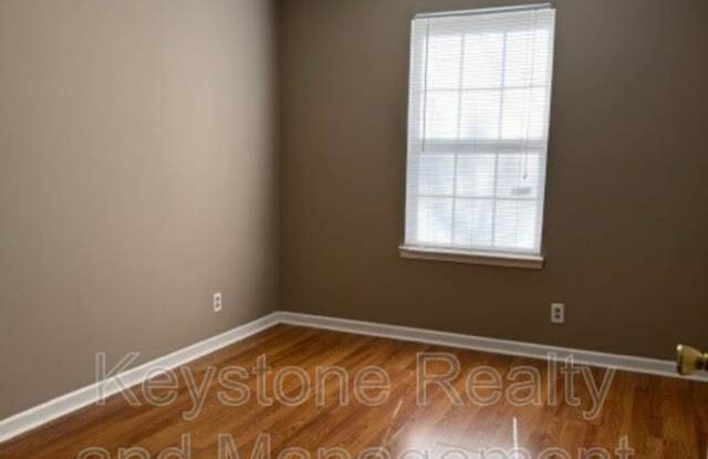1127 Keith Avenue Gallery 4
