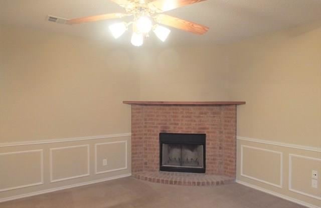 948 Fenway Lane Gallery 2