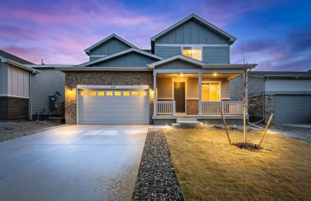 New 3-Bed, 2.5-Bath House with Office and 2-Car Garage in Johnstown Farms photos photos