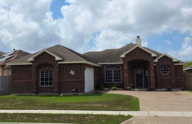Quiet & Amenities on the Southside! photos photos