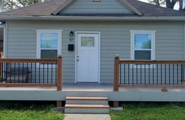 815 W 11th St - 815 West 11th Street, Junction City, KS 66441