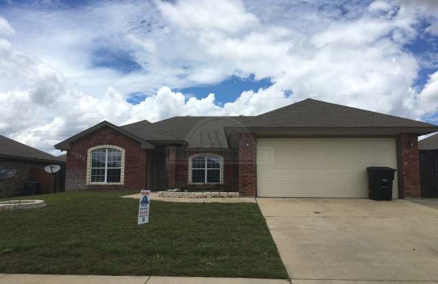 3703 Llano Estacado - 3703 Llano Estacado Court, Killeen, TX 76549