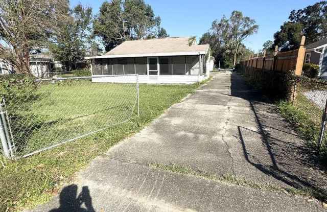 4610 Martha St Gallery 1