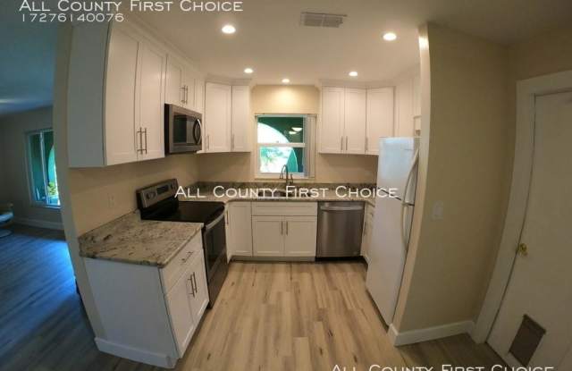 2921 Hillsdale Circle Gallery 4