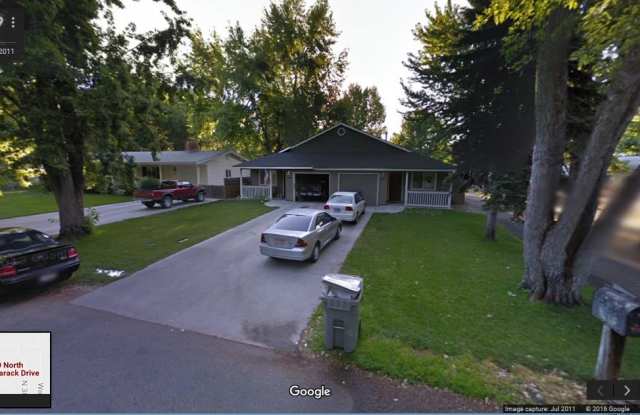 2918 North Tamarack Drive Gallery 1