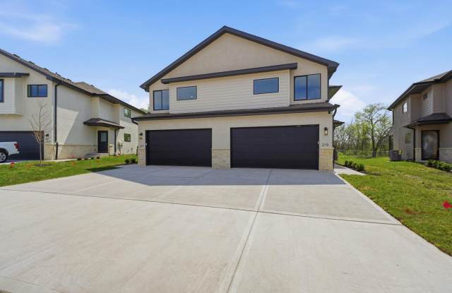 BRAND-NEW 3-Bedroom Home with 2-Car Garage in Lee’s Summit-218 NW Orchard Ln, Lee's Summit, MO 64063 Gallery 3