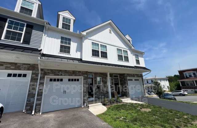 403 Hurst St photos photos