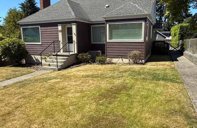 Newly Remodeled 3 Bed/2 Bath in North Bend photos photos