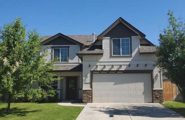 Beautiful 3 bedroom 2.5 bath home with huge bonus room in fabulous location. 10600 Avalon photos photos