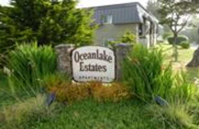 2171 NW Mast PlaceApt. D - 2171 NW Mast Pl, Lincoln City, OR 97367